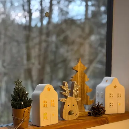 Kousek Klidu Pod Skalou Chrastava