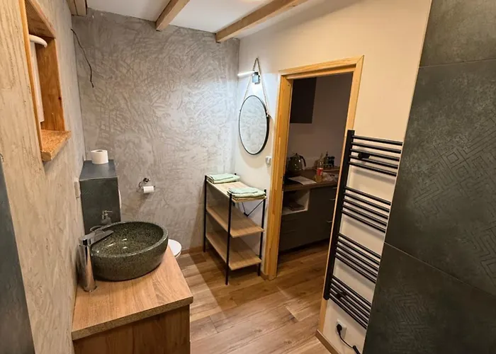 Kousek Klidu Pod Skálou Campismo de Luxo