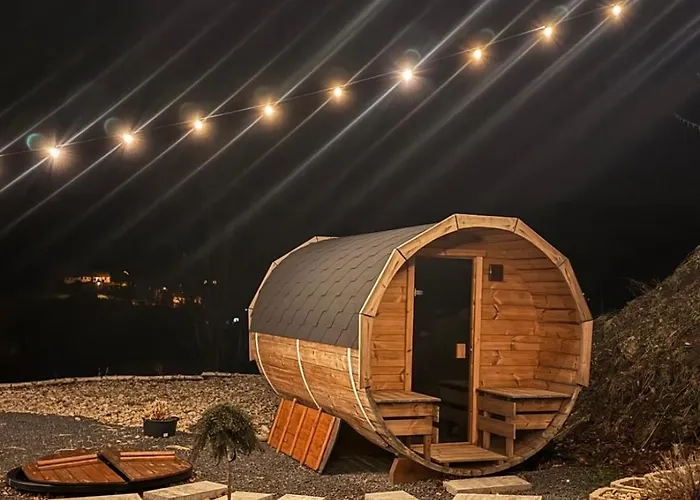 Kousek Klidu Pod Skálou Chrastava